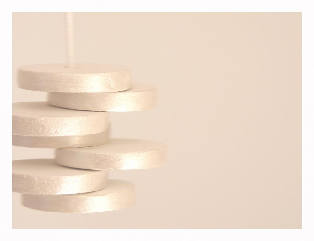 Zen White Ornament With Pearl Colored Edges. 7discs
