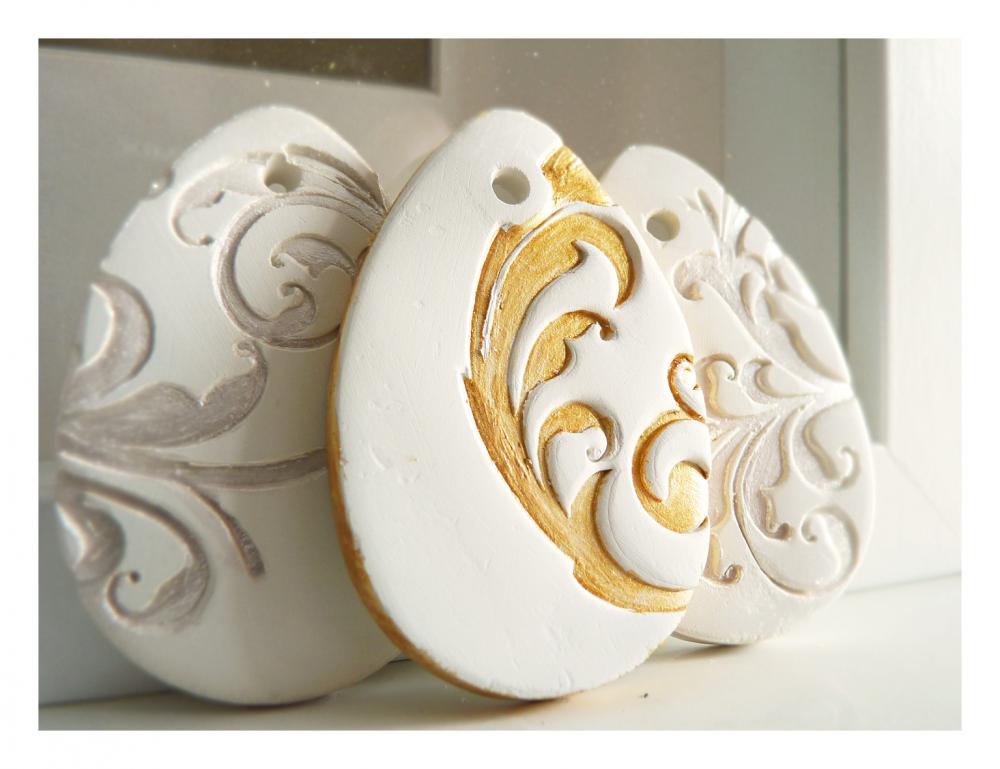 Golden French Easter Decoration, White Ceramic, Gold Painted.